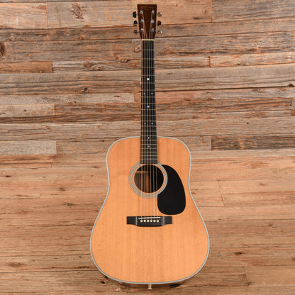 Martin Standard Series D-28 Natural 2015 Acoustic Guitars / Dreadnought