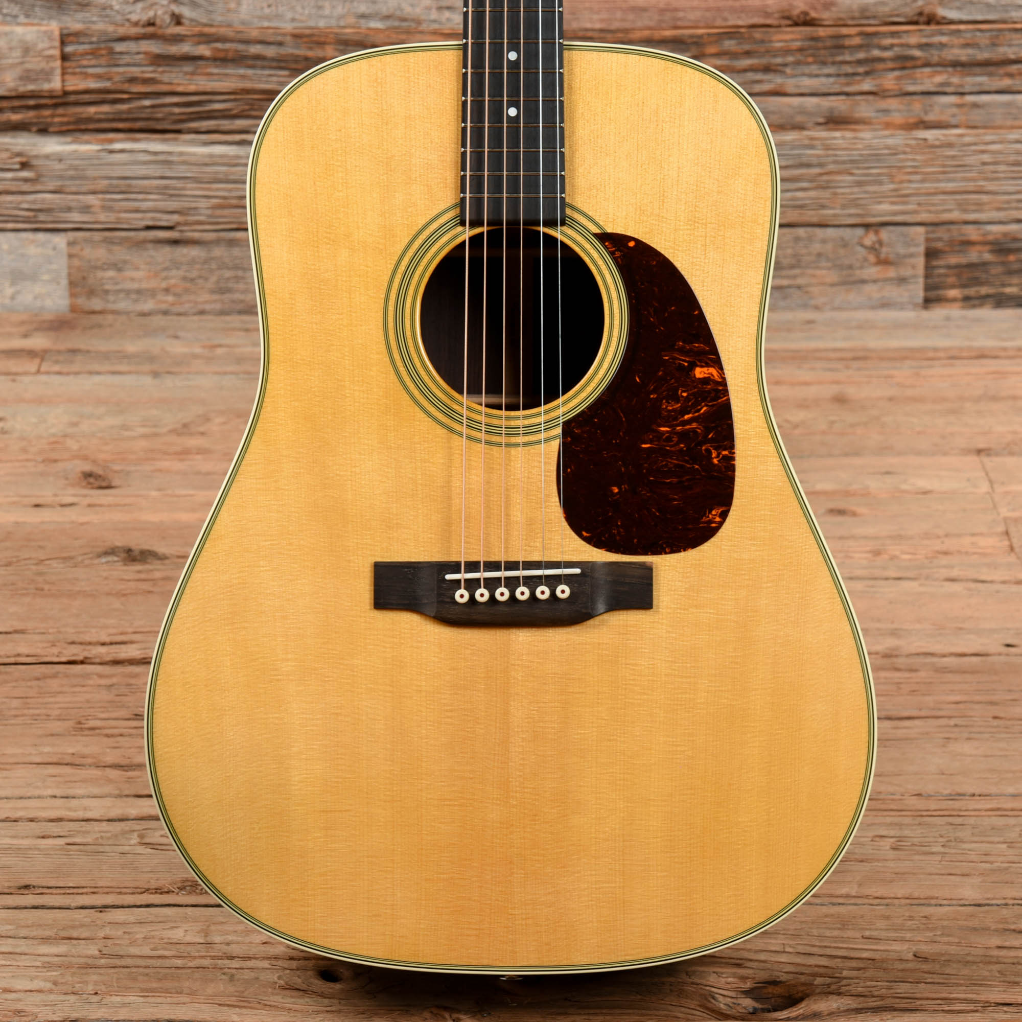 Martin Standard Series D-28 Natural Acoustic Guitars / Dreadnought