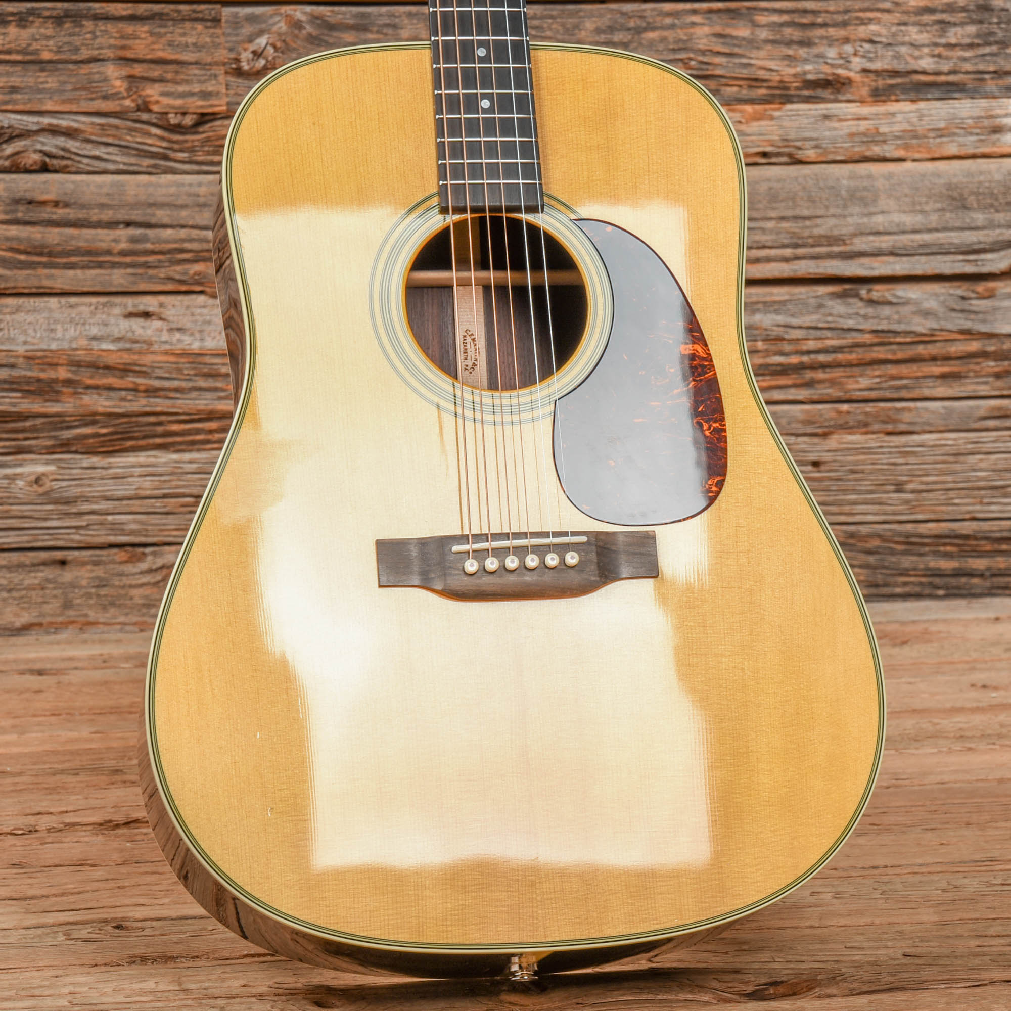 Martin Standard Series D-28 Natural Acoustic Guitars / Dreadnought