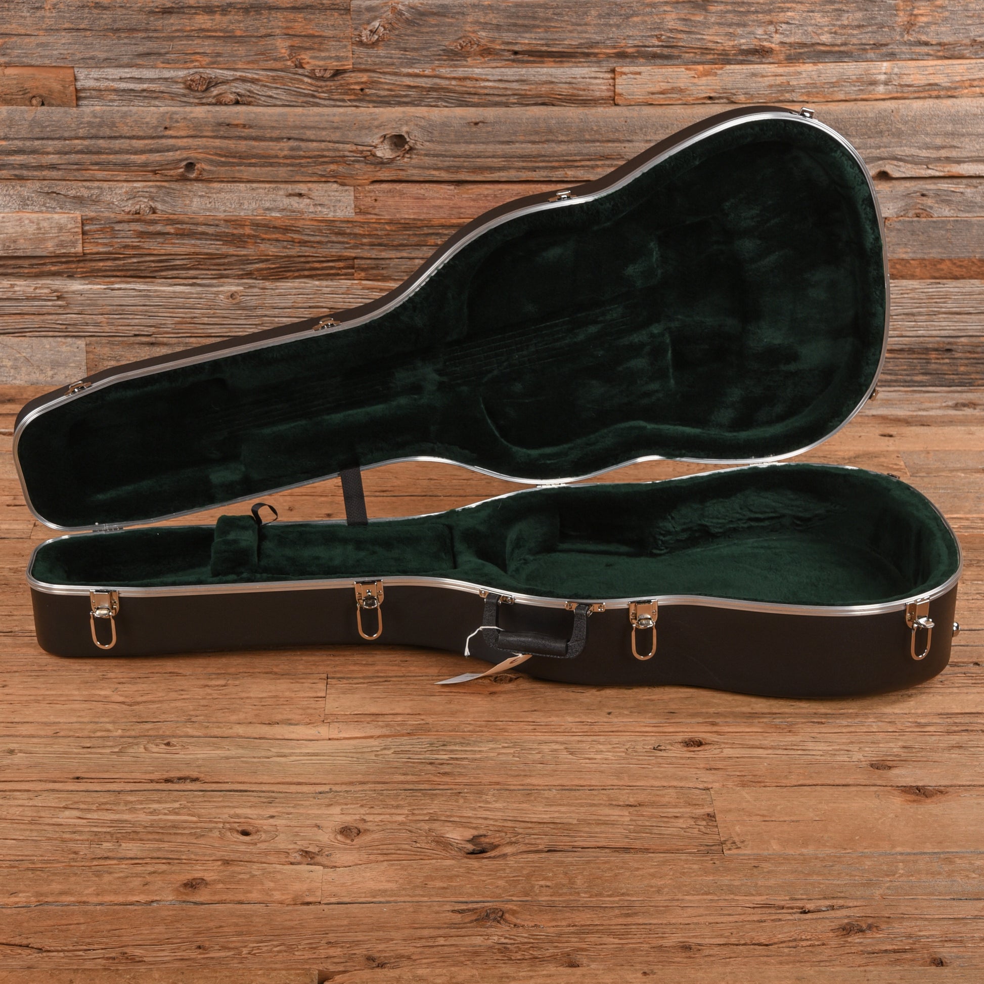 Martin Standard Series D-28 Satin Amberburst Acoustic Guitars / Dreadnought