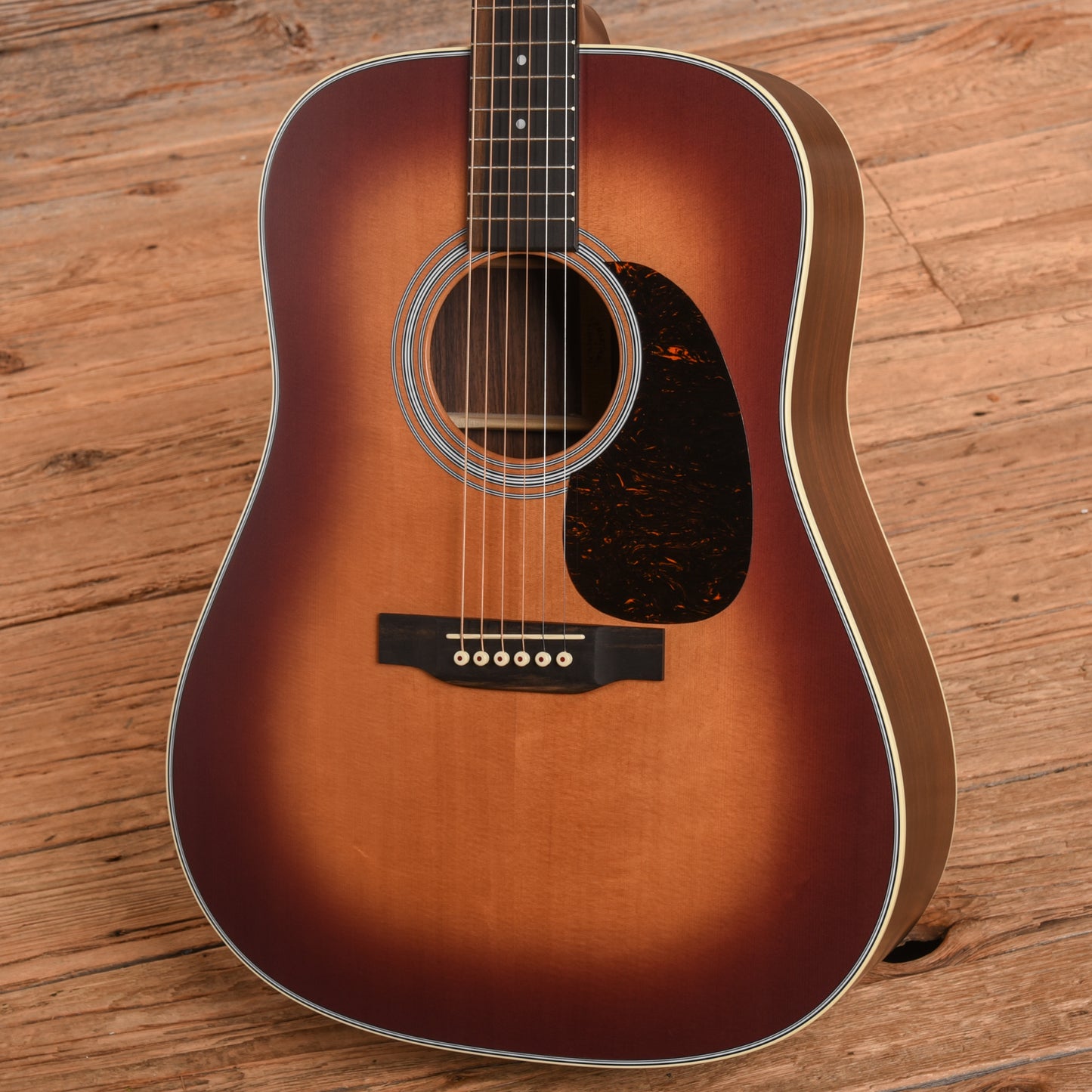 Martin Standard Series D-28 Satin Amberburst Acoustic Guitars / Dreadnought