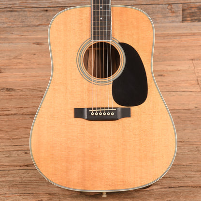 Martin Standard Series D-35 Natural 2011 Acoustic Guitars / Dreadnought
