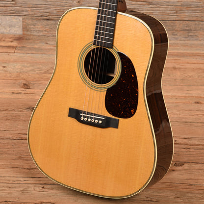 Martin Standard Series HD-28 Natural 2000 Acoustic Guitars / Dreadnought