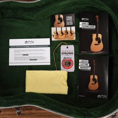 Martin Standard Series HD-28 Natural 2000 Acoustic Guitars / Dreadnought