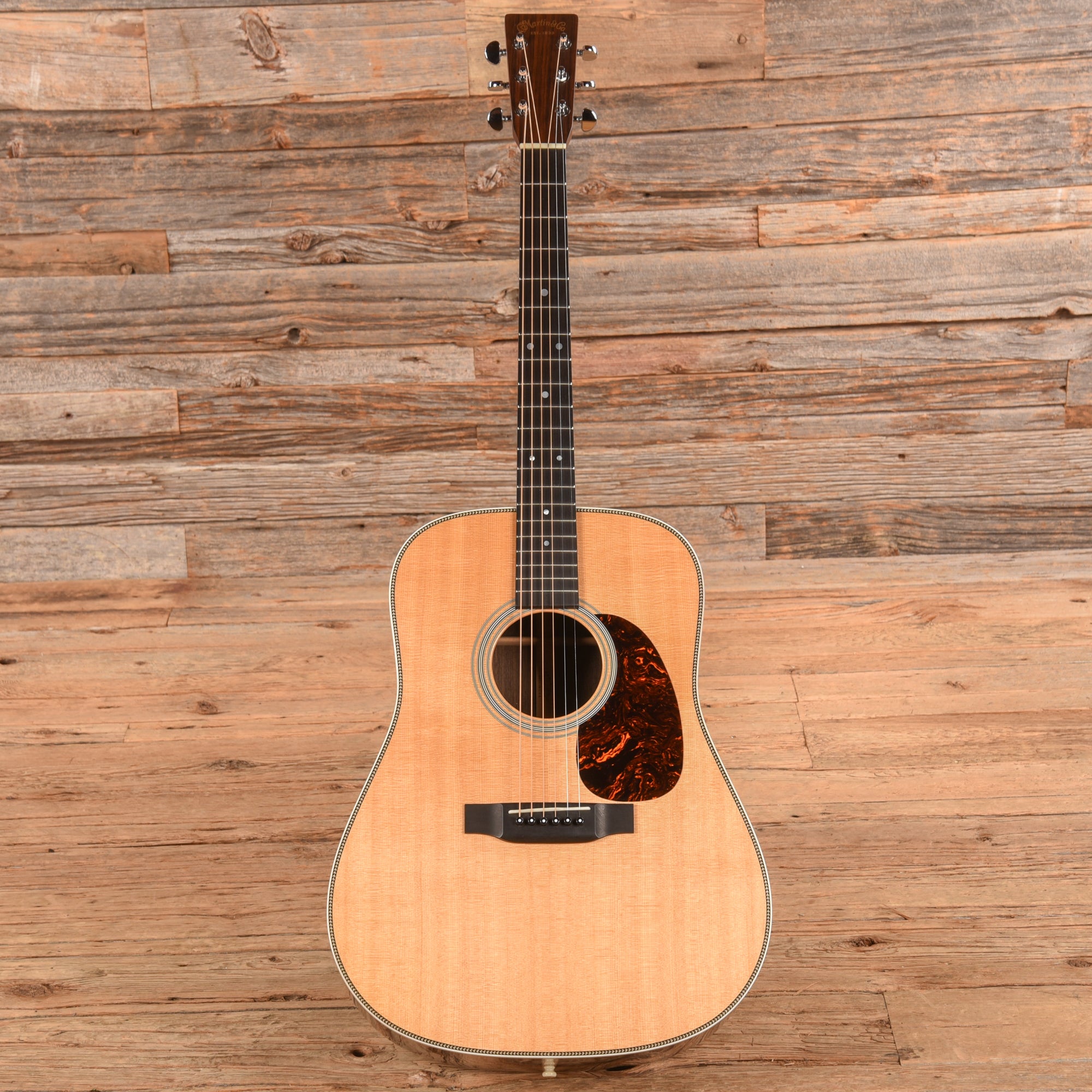 Martin Standard Series HD-28 Natural 2012 Acoustic Guitars / Dreadnought