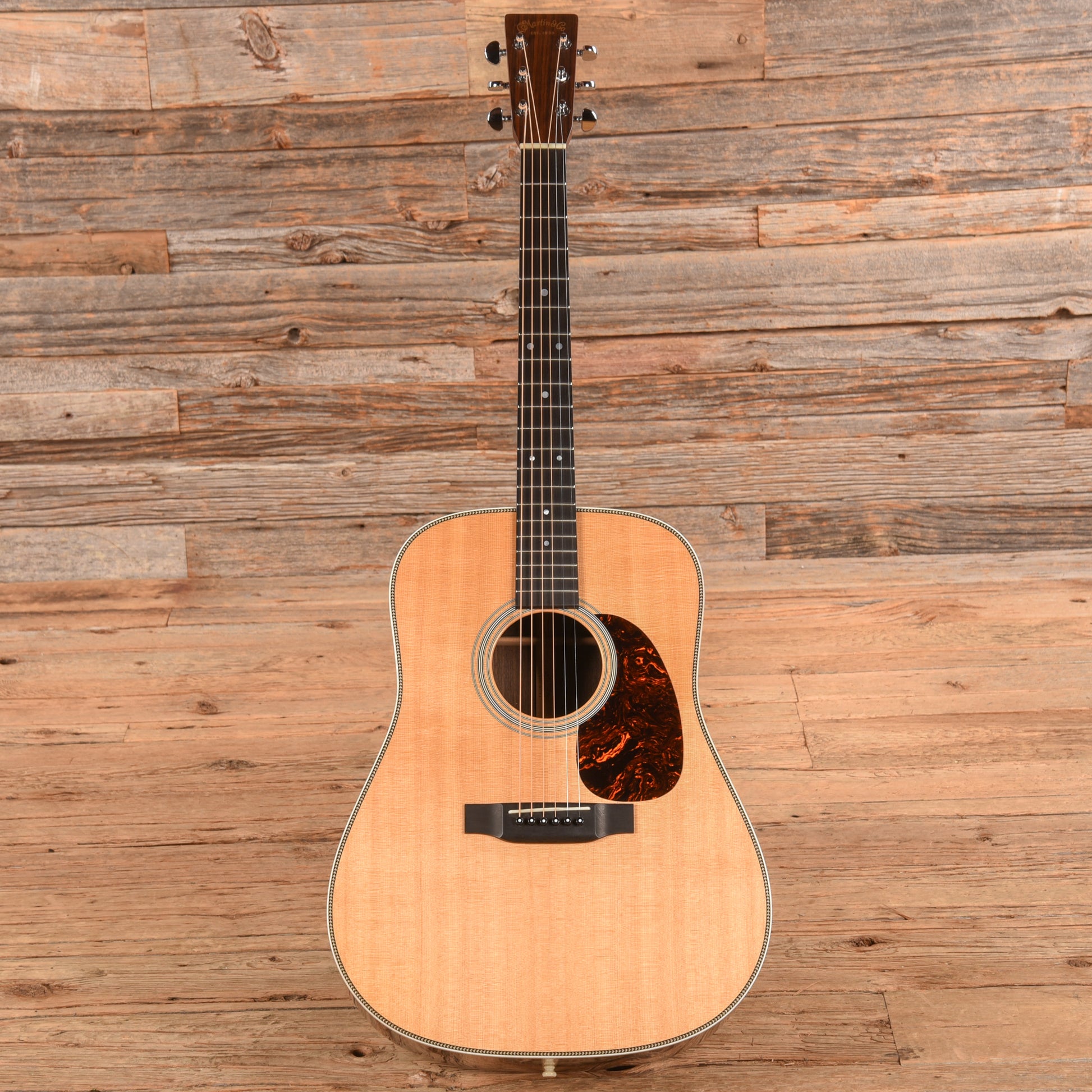 Martin Standard Series HD-28 Natural 2012 Acoustic Guitars / Dreadnought