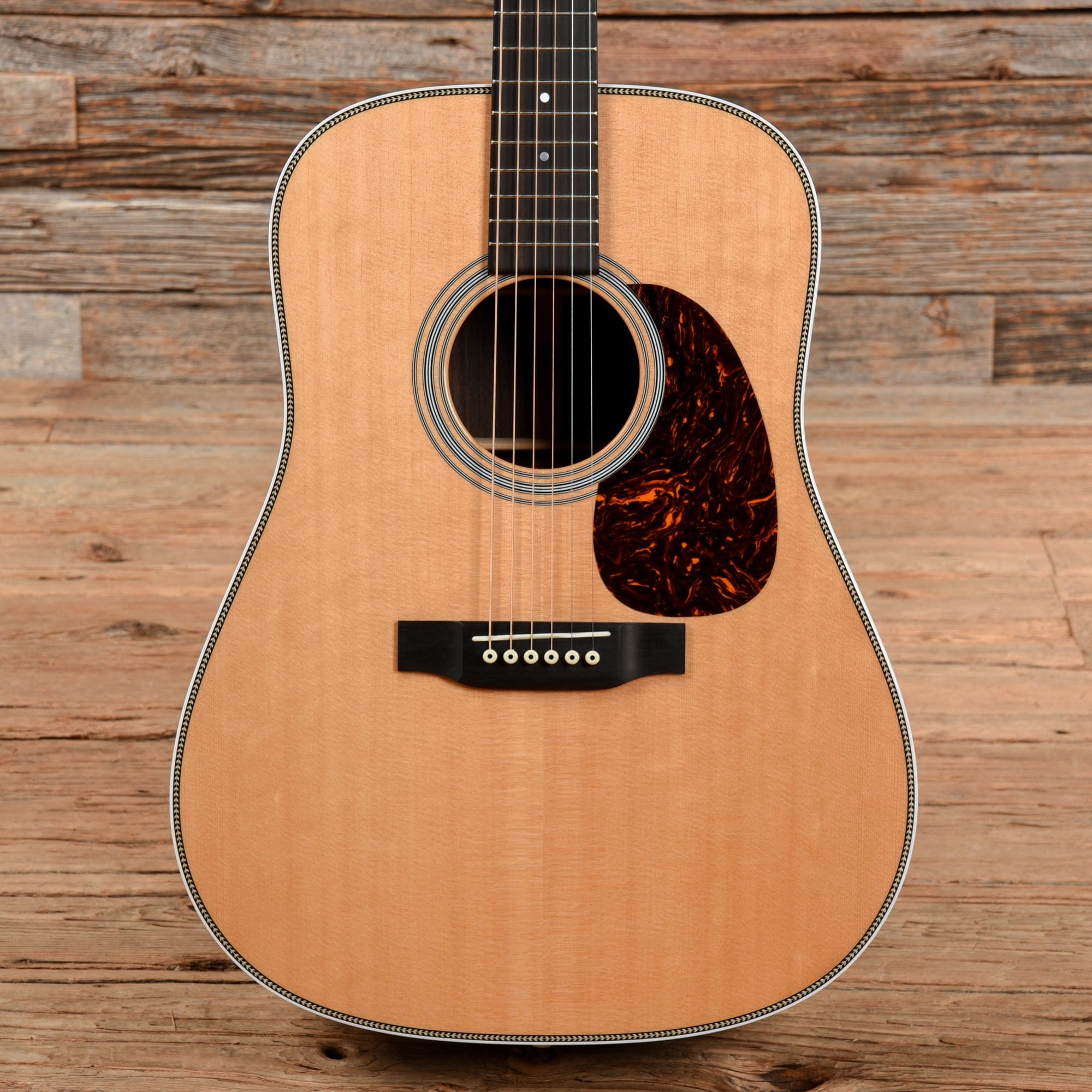 Martin Standard Series HD-28 Natural 2012 Acoustic Guitars / Dreadnought