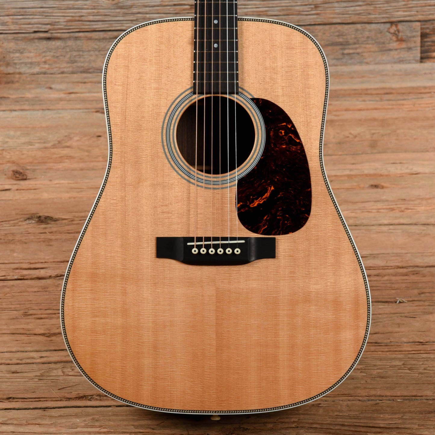 Martin Standard Series HD-28 Natural 2014 Acoustic Guitars / Dreadnought