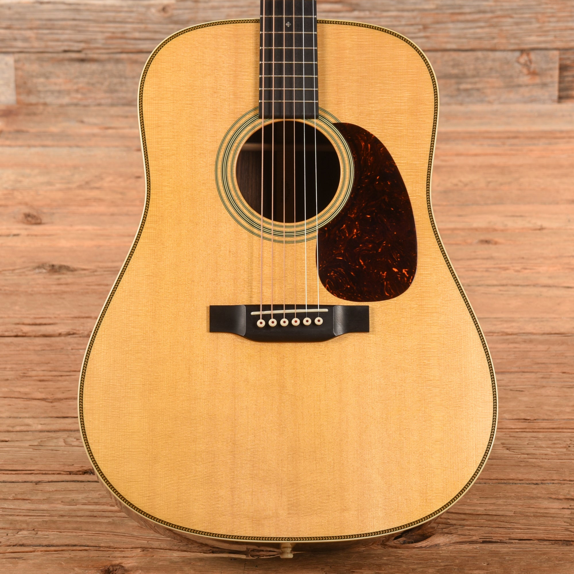 Martin Standard Series HD-28 Natural 2019 Acoustic Guitars / Dreadnought