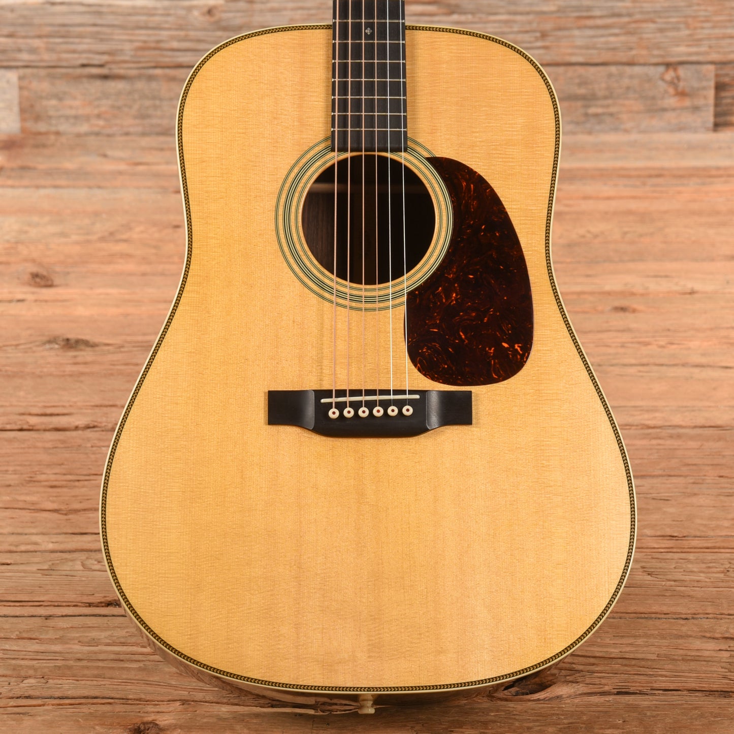 Martin Standard Series HD-28 Natural 2019 Acoustic Guitars / Dreadnought