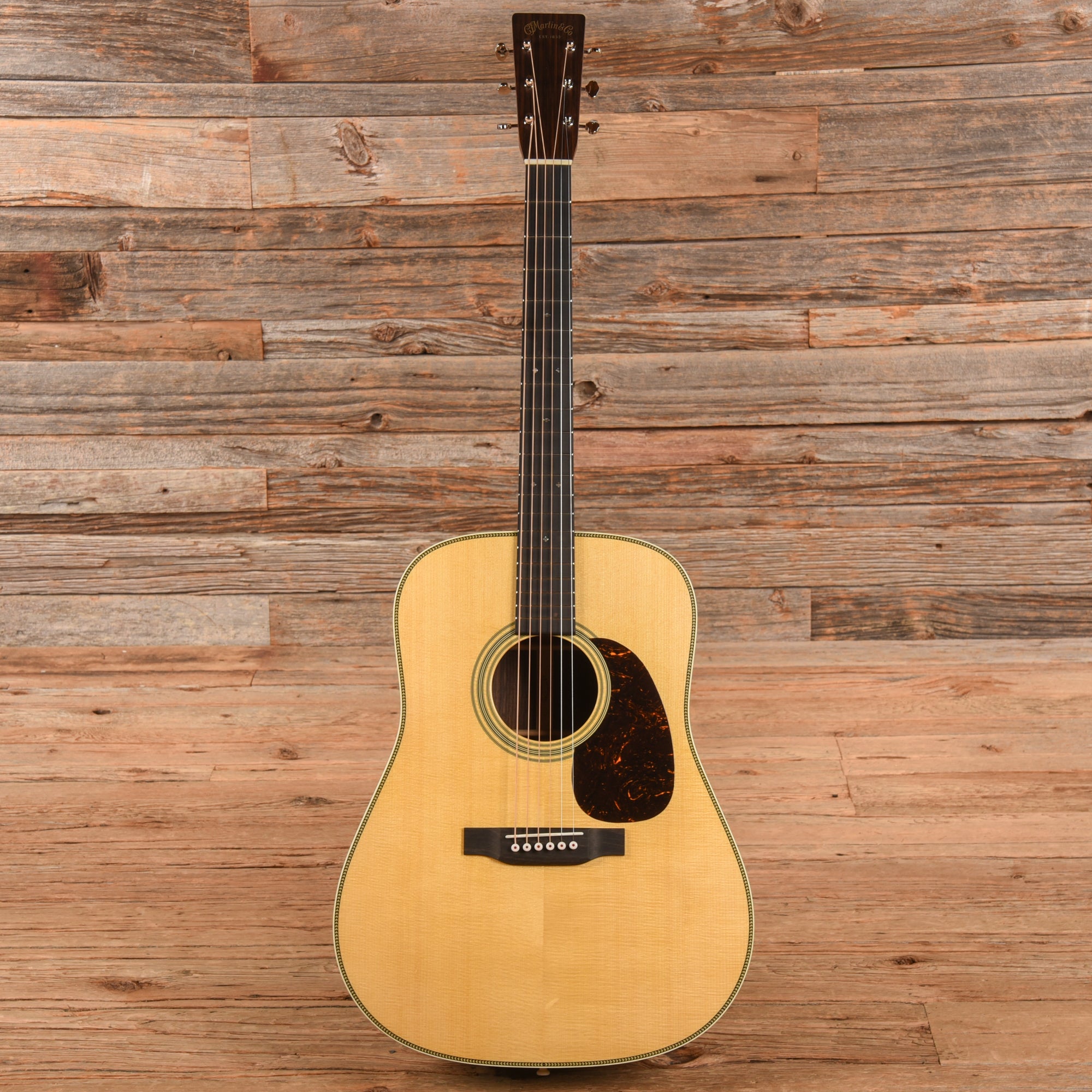 Martin Standard Series HD-28 Natural 2023 Acoustic Guitars / Dreadnought