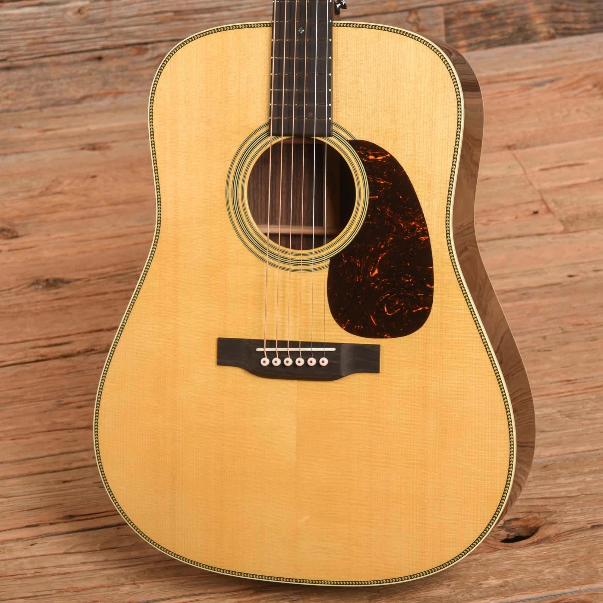Martin Standard Series HD-28 Natural 2023 Acoustic Guitars / Dreadnought