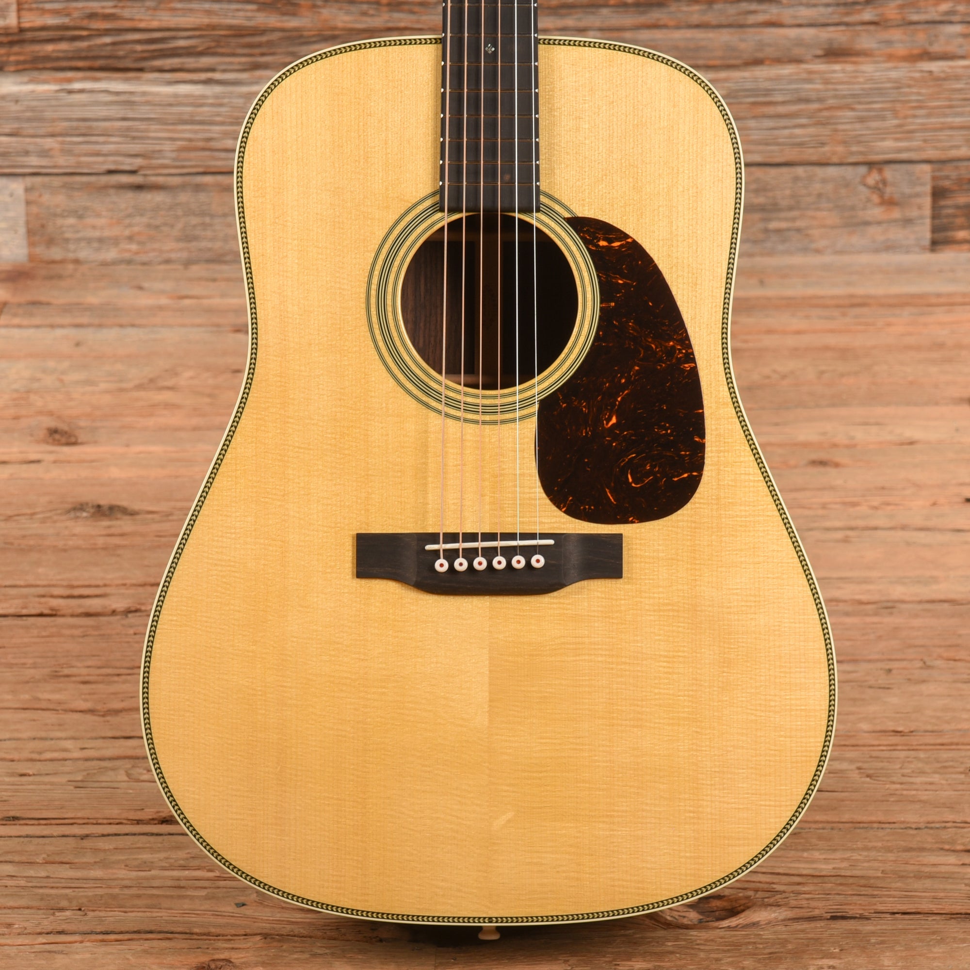 Martin Standard Series HD-28 Natural 2023 Acoustic Guitars / Dreadnought