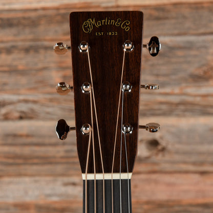 Martin Standard Series HD-28 Natural Acoustic Guitars / Dreadnought