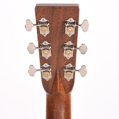 Martin Standard Series HD-28 Spruce/East Indian Rosewood Natural Acoustic Guitars / Dreadnought
