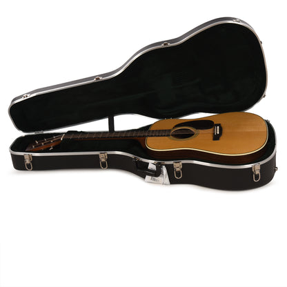Martin Standard Series HD-28 Spruce/East Indian Rosewood Natural Acoustic Guitars / Dreadnought