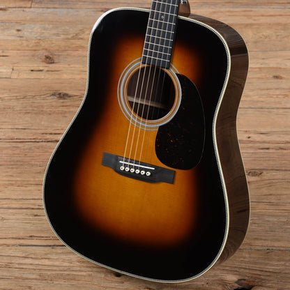 Martin Standard Series HD-28 Sunburst 2023 Acoustic Guitars / Dreadnought