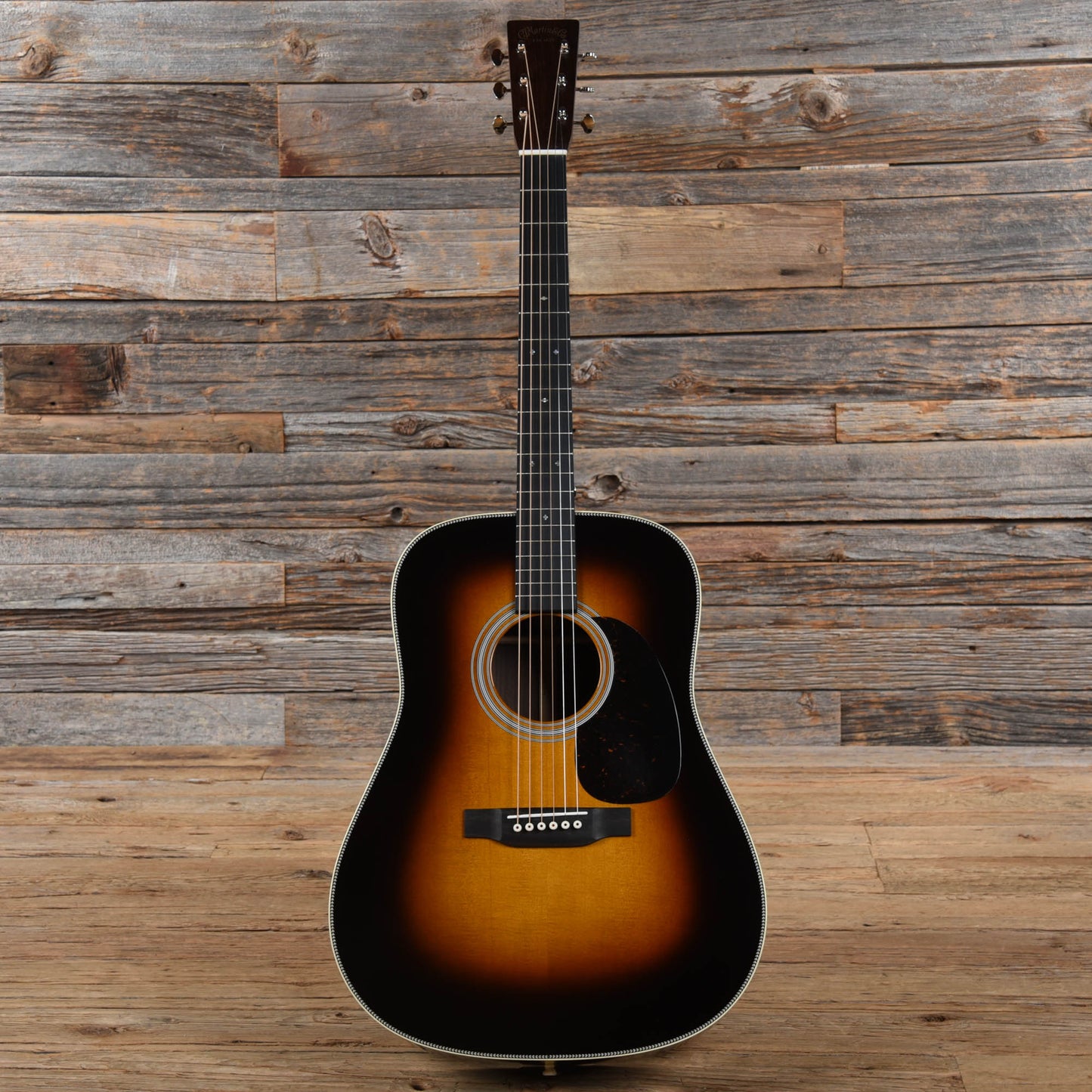 Martin Standard Series HD-28 Sunburst 2023 Acoustic Guitars / Dreadnought