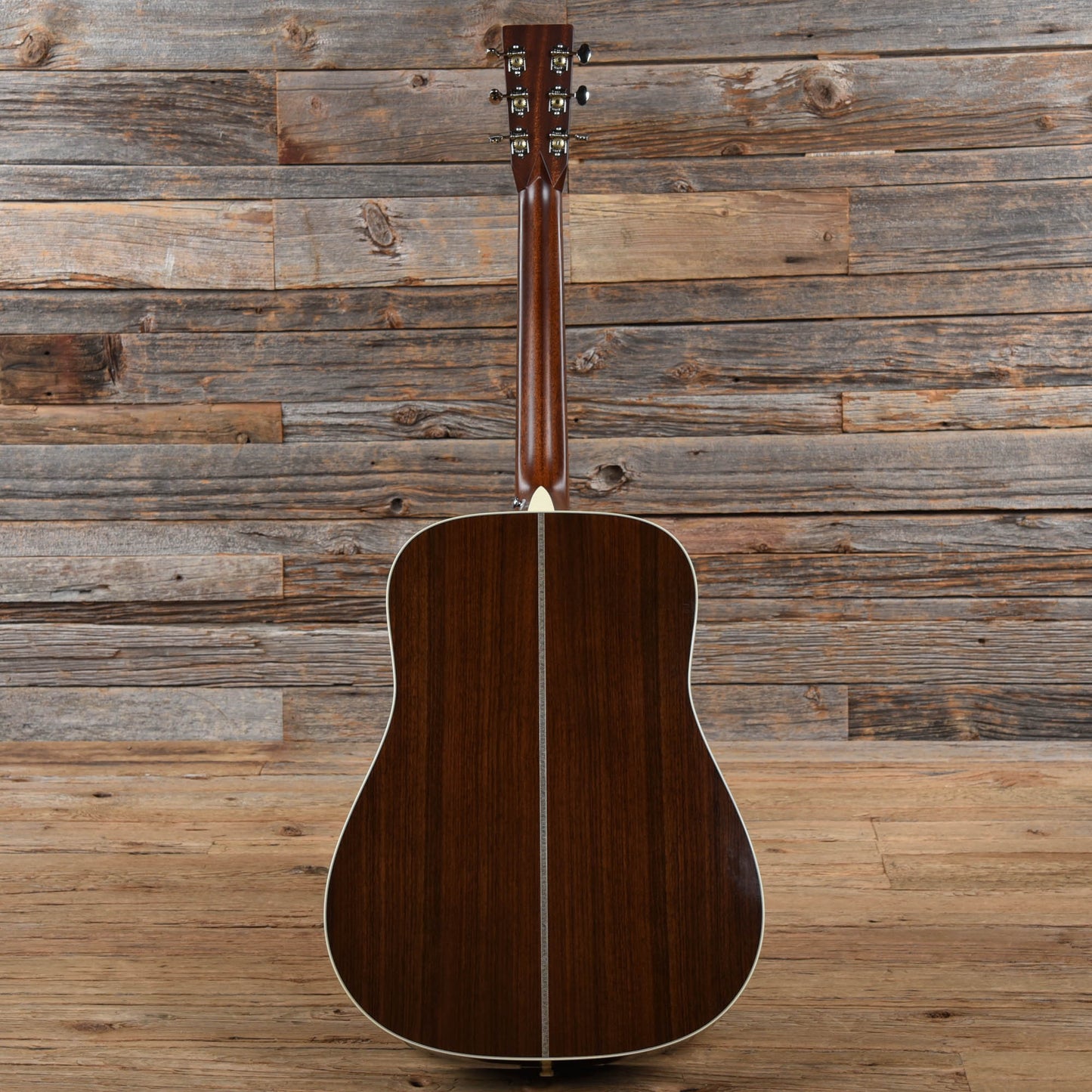 Martin Standard Series HD-28 Sunburst 2023 Acoustic Guitars / Dreadnought