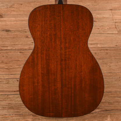 Martin 00-18SH Steve Howe Natural 1999 Acoustic Guitars