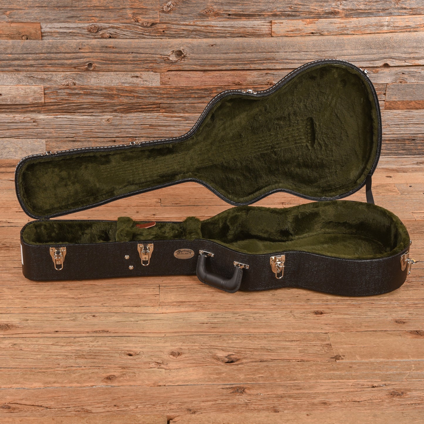 Martin 00-28 Modern Deluxe Natural 2024 Acoustic Guitars