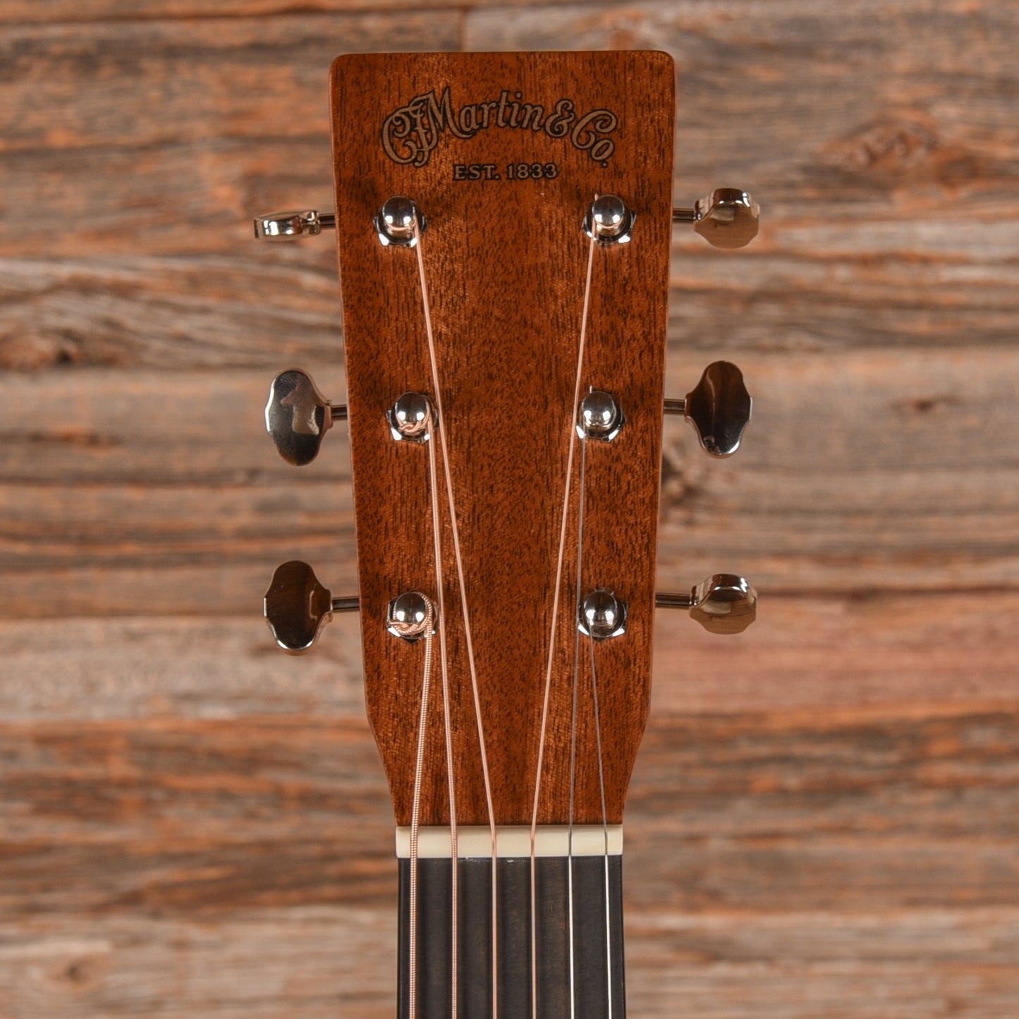Martin 00-DB Jeff Tweedy Reissue Sunburst 2025 Acoustic Guitars