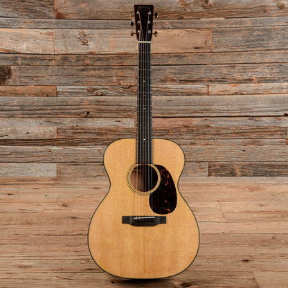 Martin 000-18 Acoustic Guitars