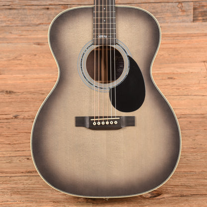 Martin 20th Anniversary OMJM John Mayer Signature Grey Sunburst 2024 Acoustic Guitars