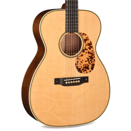 Martin Custom Shop 00-28 Style Concert Bearclaw Sitka Spruce/Honduran Rosewood Natural Aging Toner Acoustic Guitars