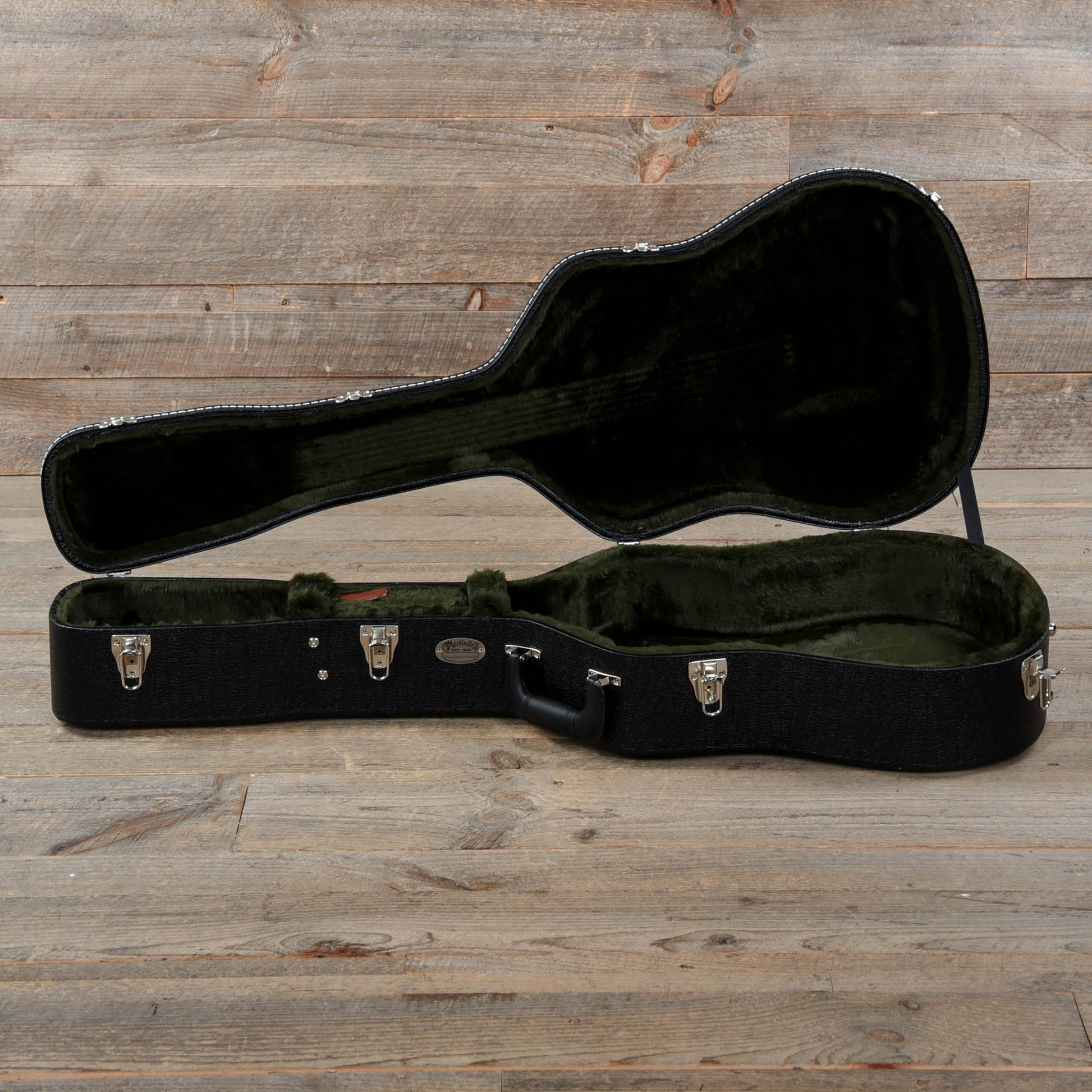 Martin D-18 Dreadnought Acoustic Guitars