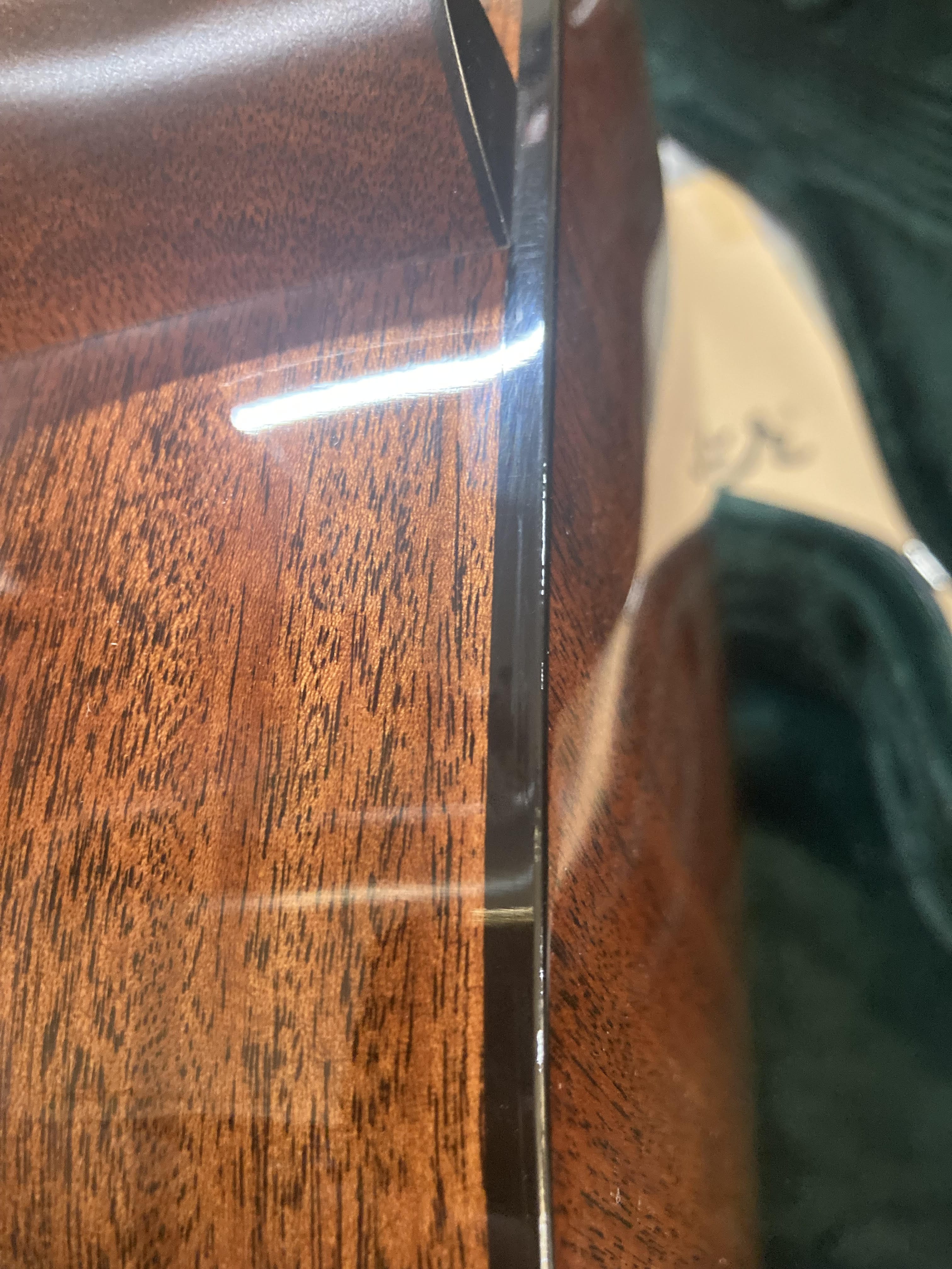 Martin D-18 Dreadnought Acoustic Guitars