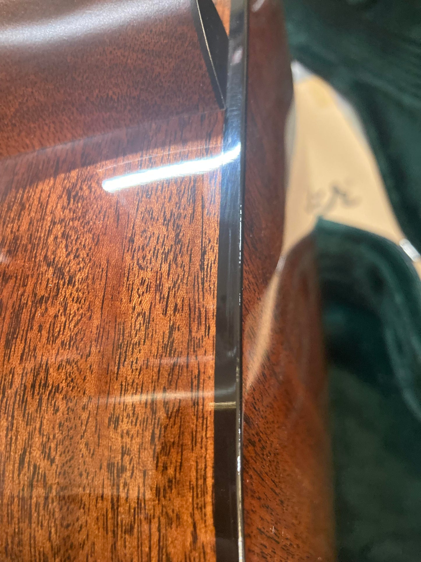 Martin D-18 Dreadnought Acoustic Guitars