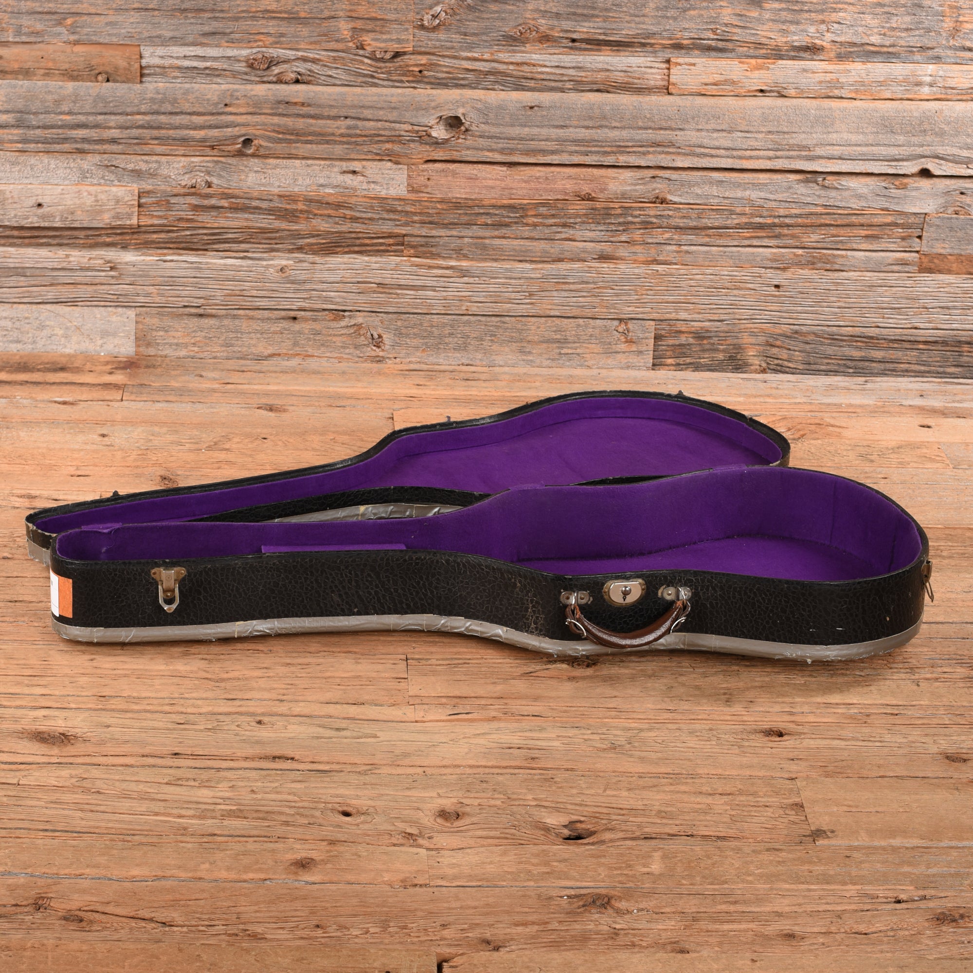 Martin D-18 Natural 1943 Acoustic Guitars