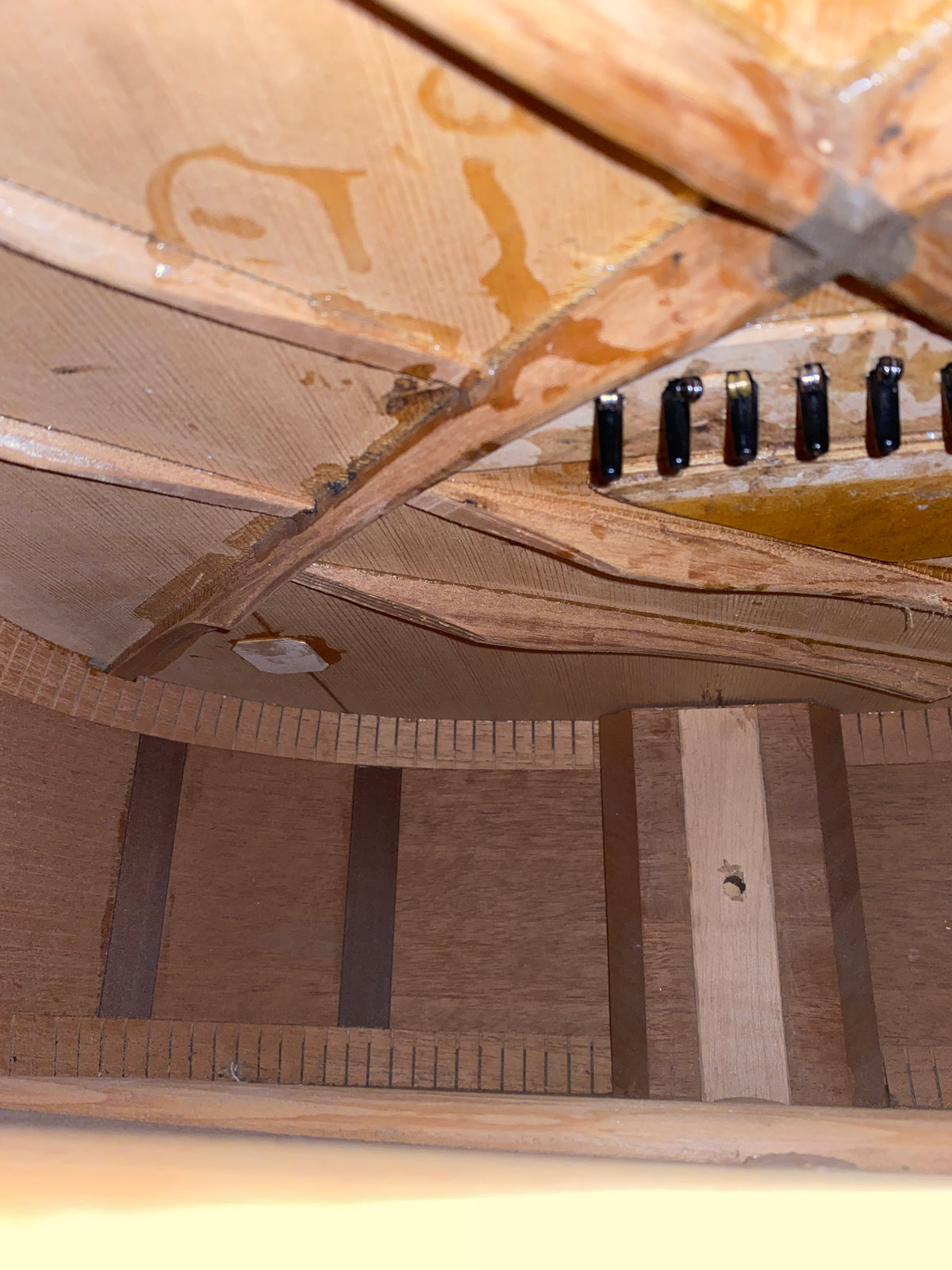 Martin D-18 Natural 1943 Acoustic Guitars