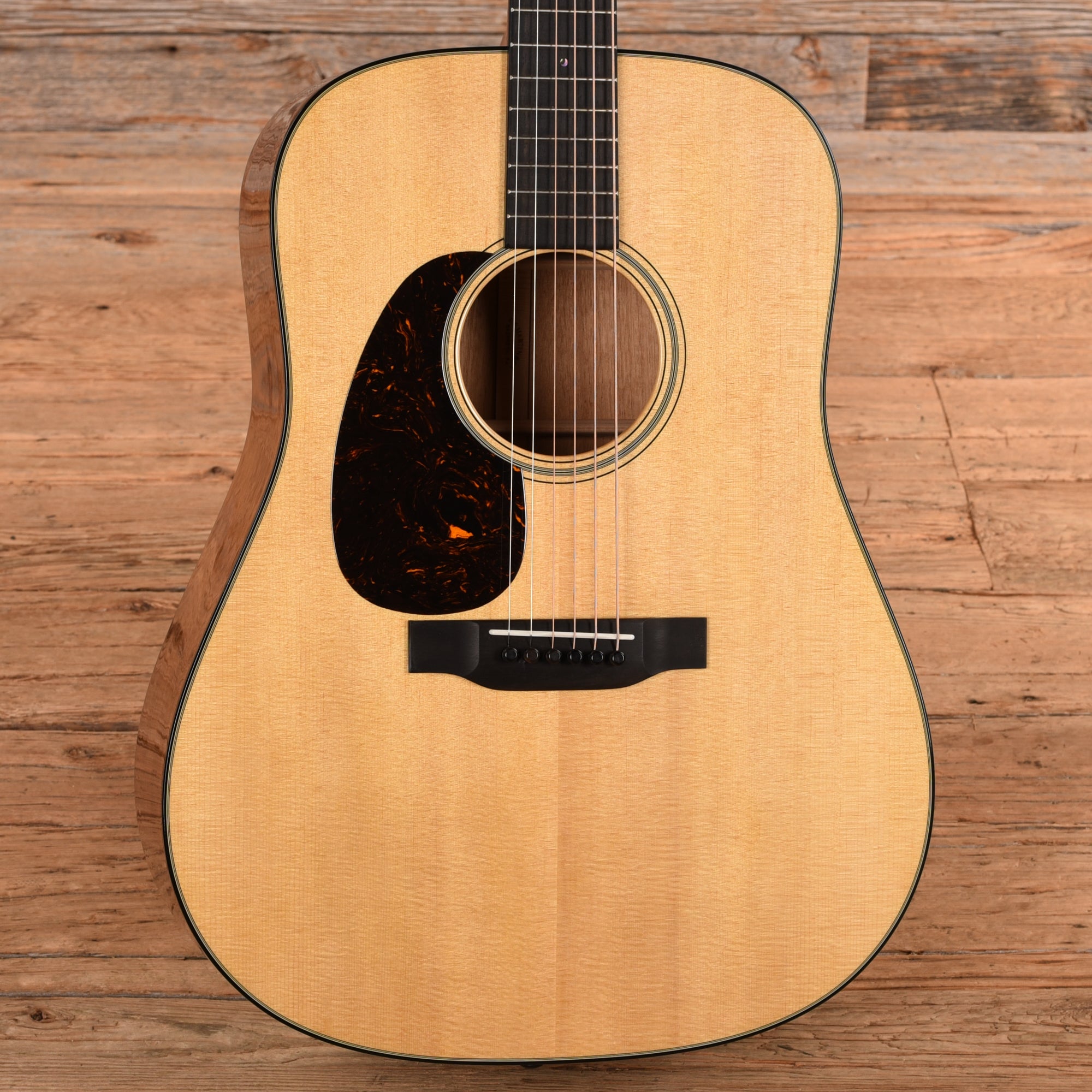 Martin D-18 Natural 2025 LEFTY Acoustic Guitars
