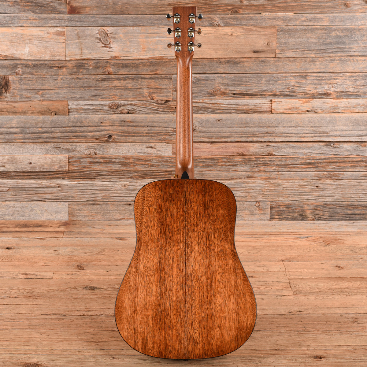 Martin D-18 Standard Ambertone 2025 Acoustic Guitars