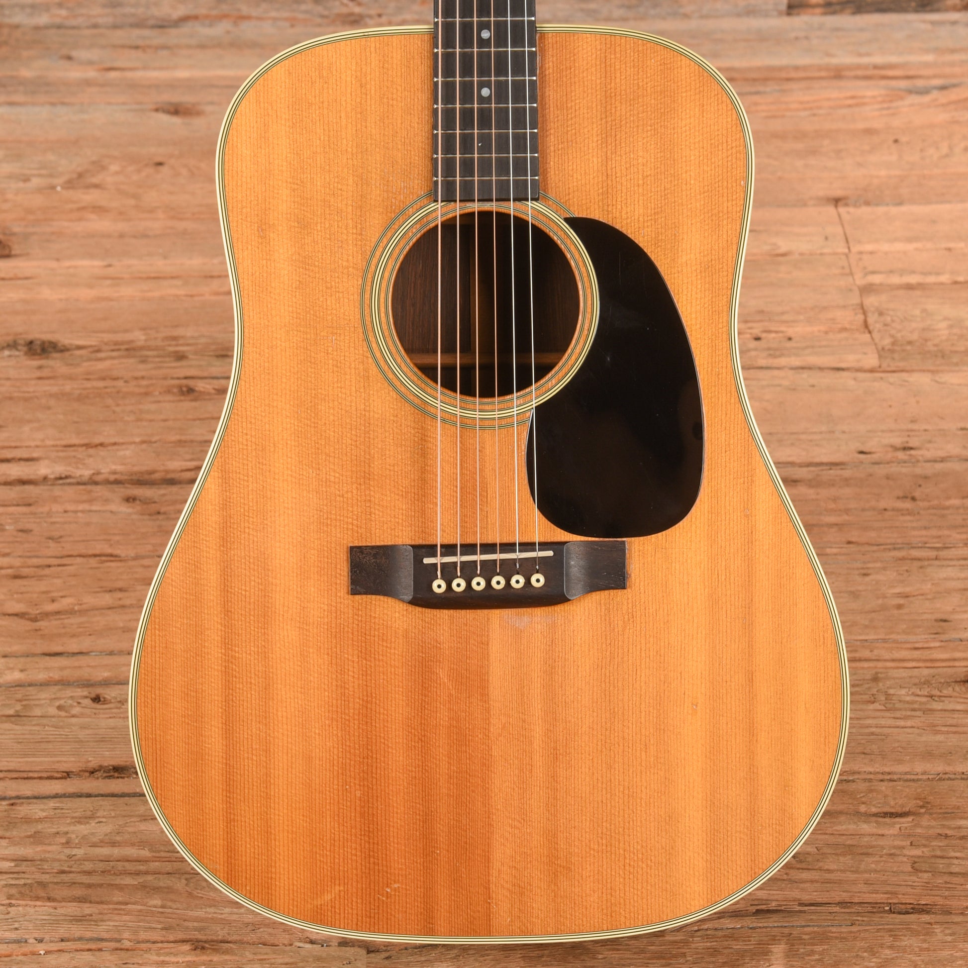 Martin D-28 Natural 1968 Acoustic Guitars