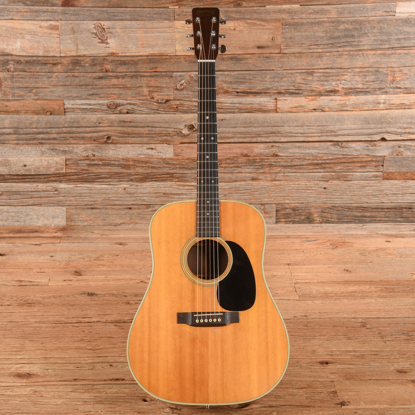 Martin D-28 Natural 1968 Acoustic Guitars