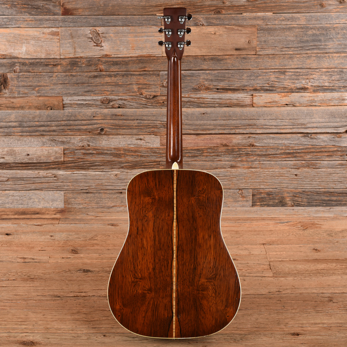 Martin D-28 Natural 1969 Acoustic Guitars