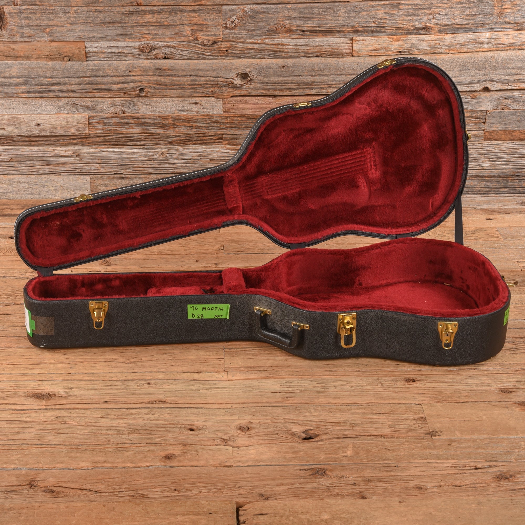 Martin D-28 Natural 1976 Acoustic Guitars