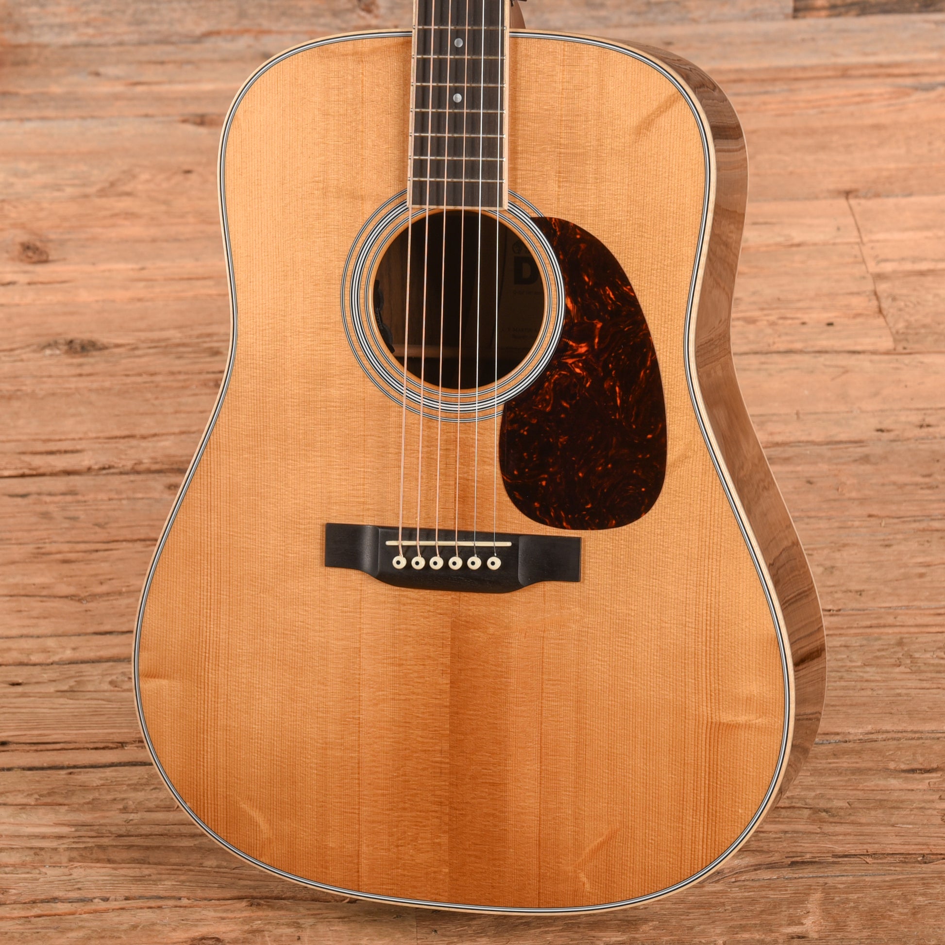 Martin D-35E 50th Anniversary Waveback Natural 2015 Acoustic Guitars