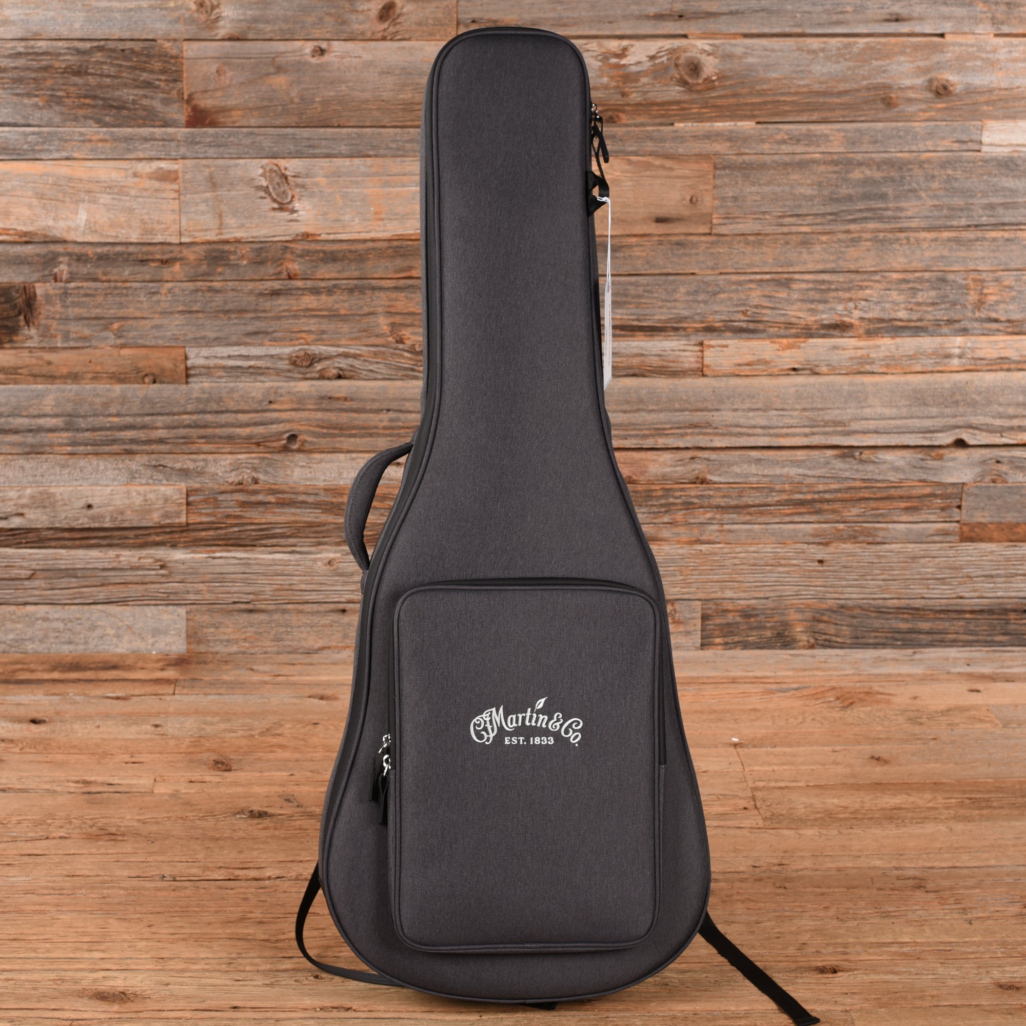 Martin Dealer Select Road Series OM-10E Natural 2025 Acoustic Guitars