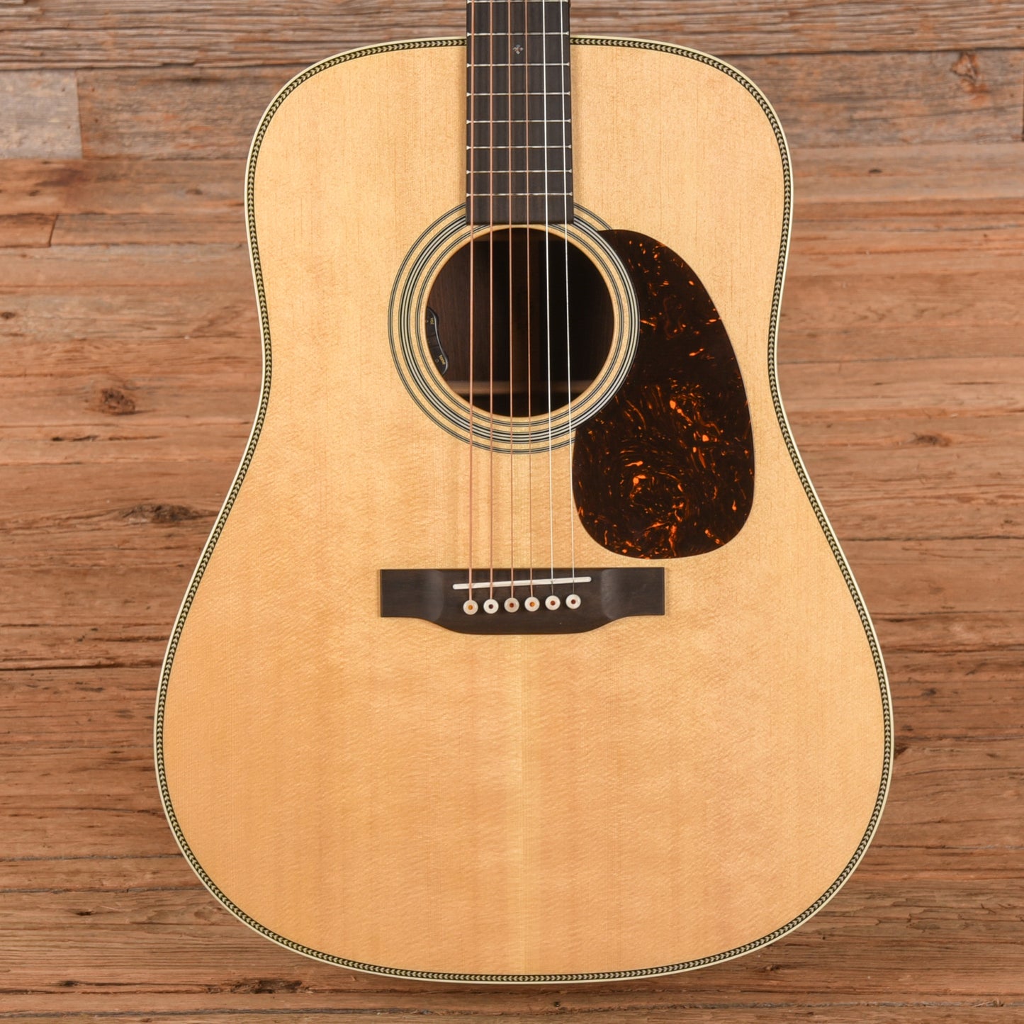 Martin HD-28 Natural 2024 Acoustic Guitars