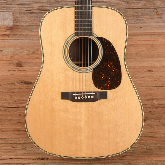 Martin HD-28 Natural 2024 Acoustic Guitars