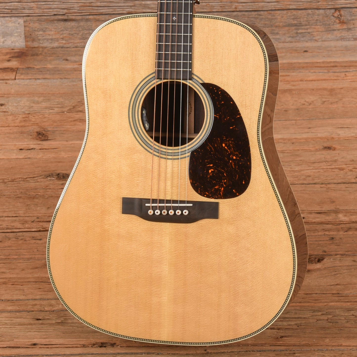 Martin HD-28 Natural 2024 Acoustic Guitars