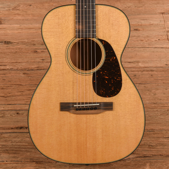 Martin Standard Series 0-18 Natural 2024 Acoustic Guitars