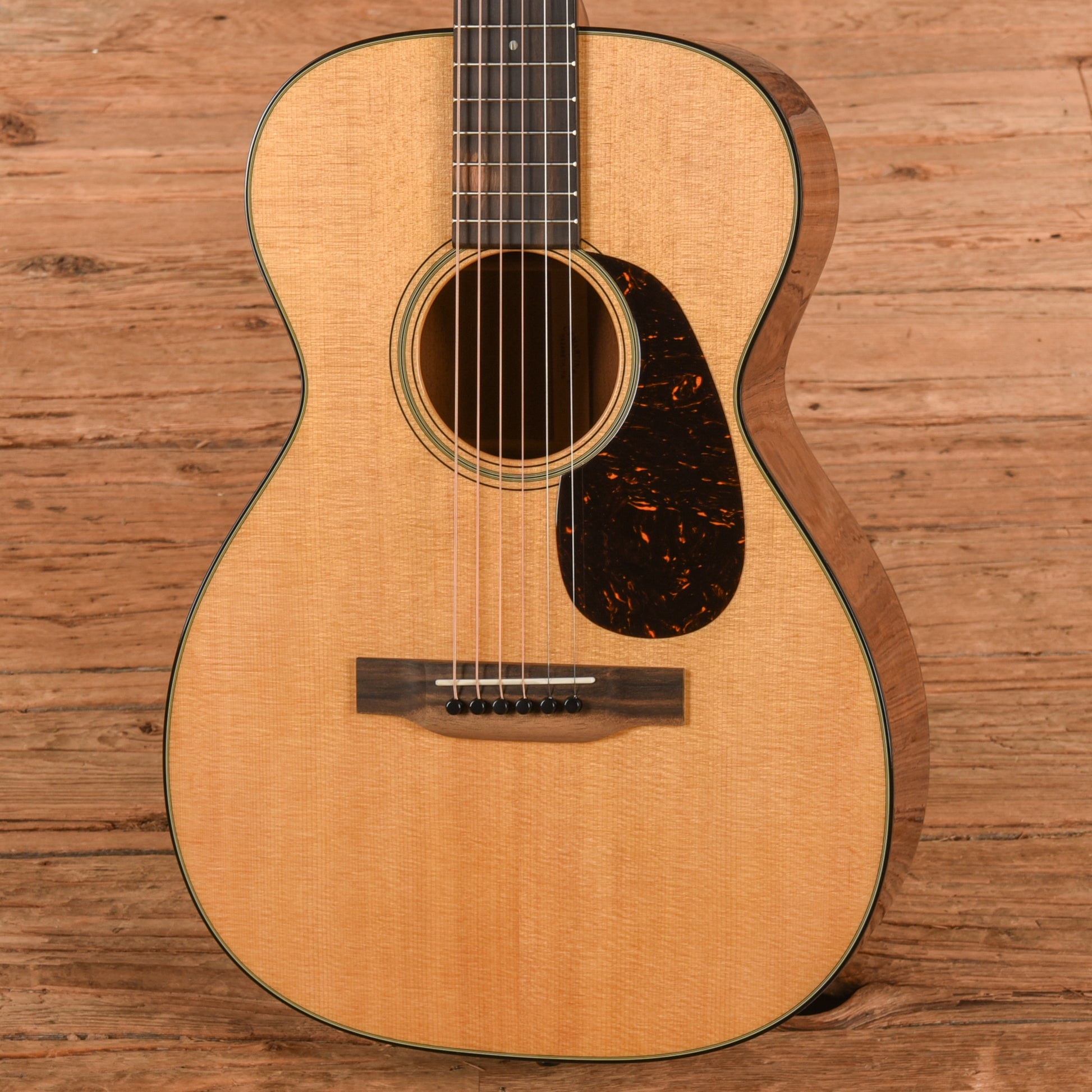 Martin Standard Series 0-18 Natural 2024 Acoustic Guitars