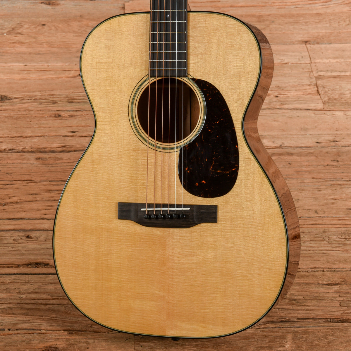 Martin Standard Series 00-18 Natural 2025 Acoustic Guitars
