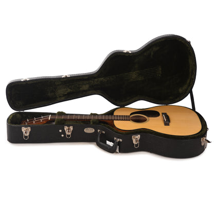 Martin Standard Series 00-18 Natural Acoustic Guitars