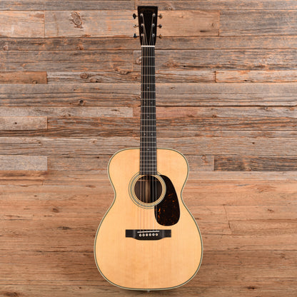 Martin Standard Series 00-28 Spruce/East Indian Rosewood Natural Acoustic Guitars